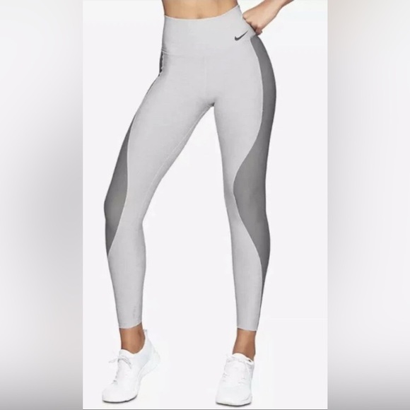 NIKE Sculpt Hyper Power High Rise Leggings Dri-Fit Technology Size Medium - Picture 1 of 12
